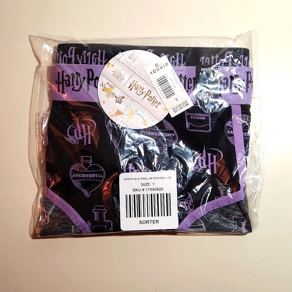 ❤️NWT VINTAGE TORRID HARRY POTTER HOGWARTS PANTY POTIONS HIPSTER -  PLUS SIZE - Picture 3 of 9